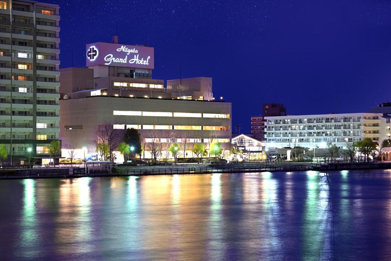Niigata Grand Hotel Exteriör bild