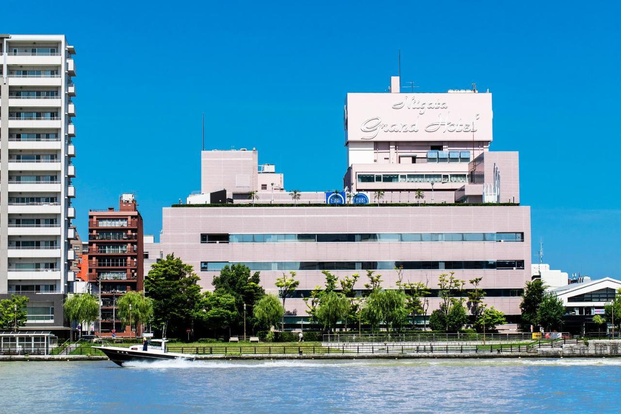 Niigata Grand Hotel Exteriör bild