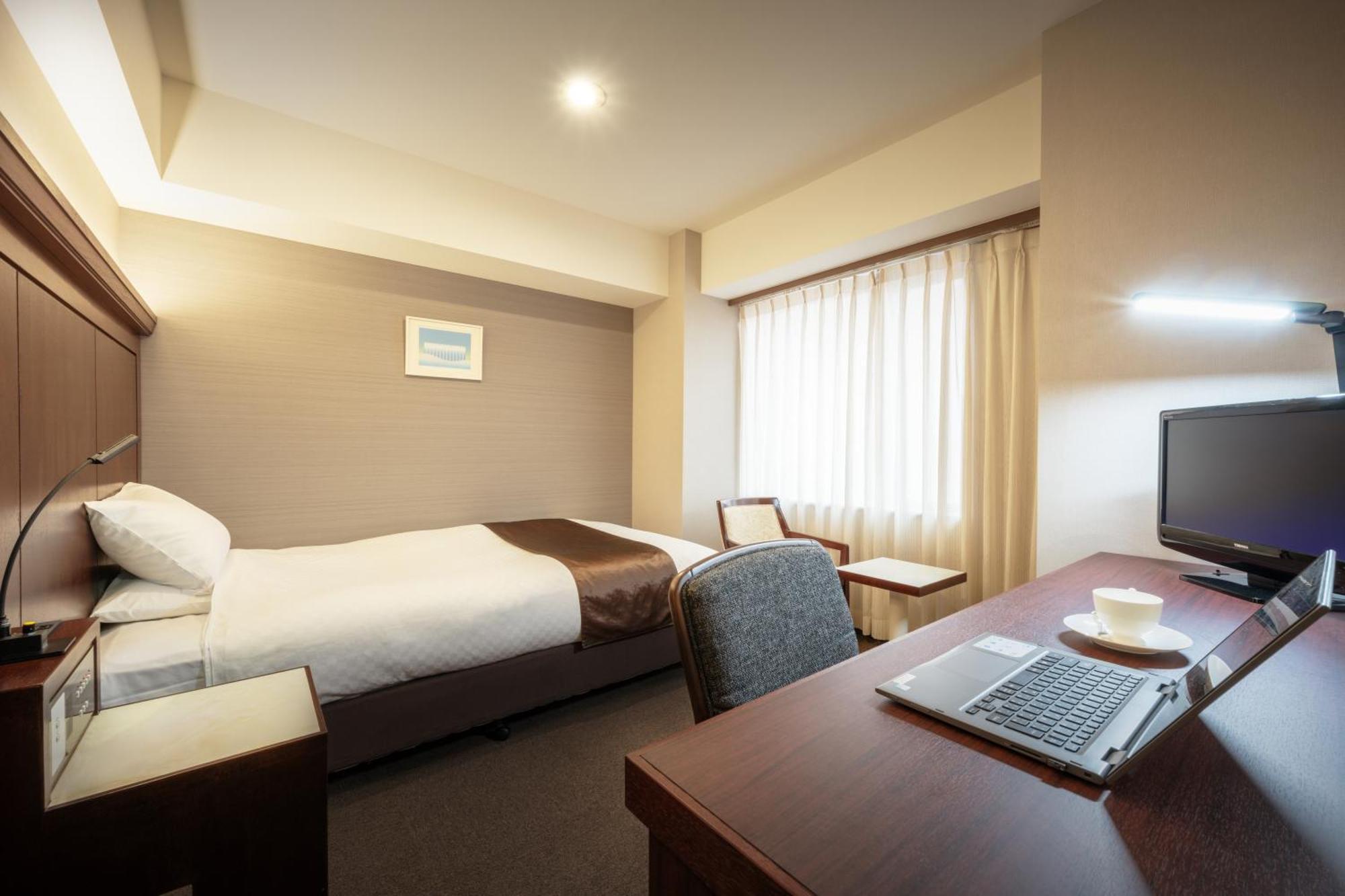 Niigata Grand Hotel Exteriör bild